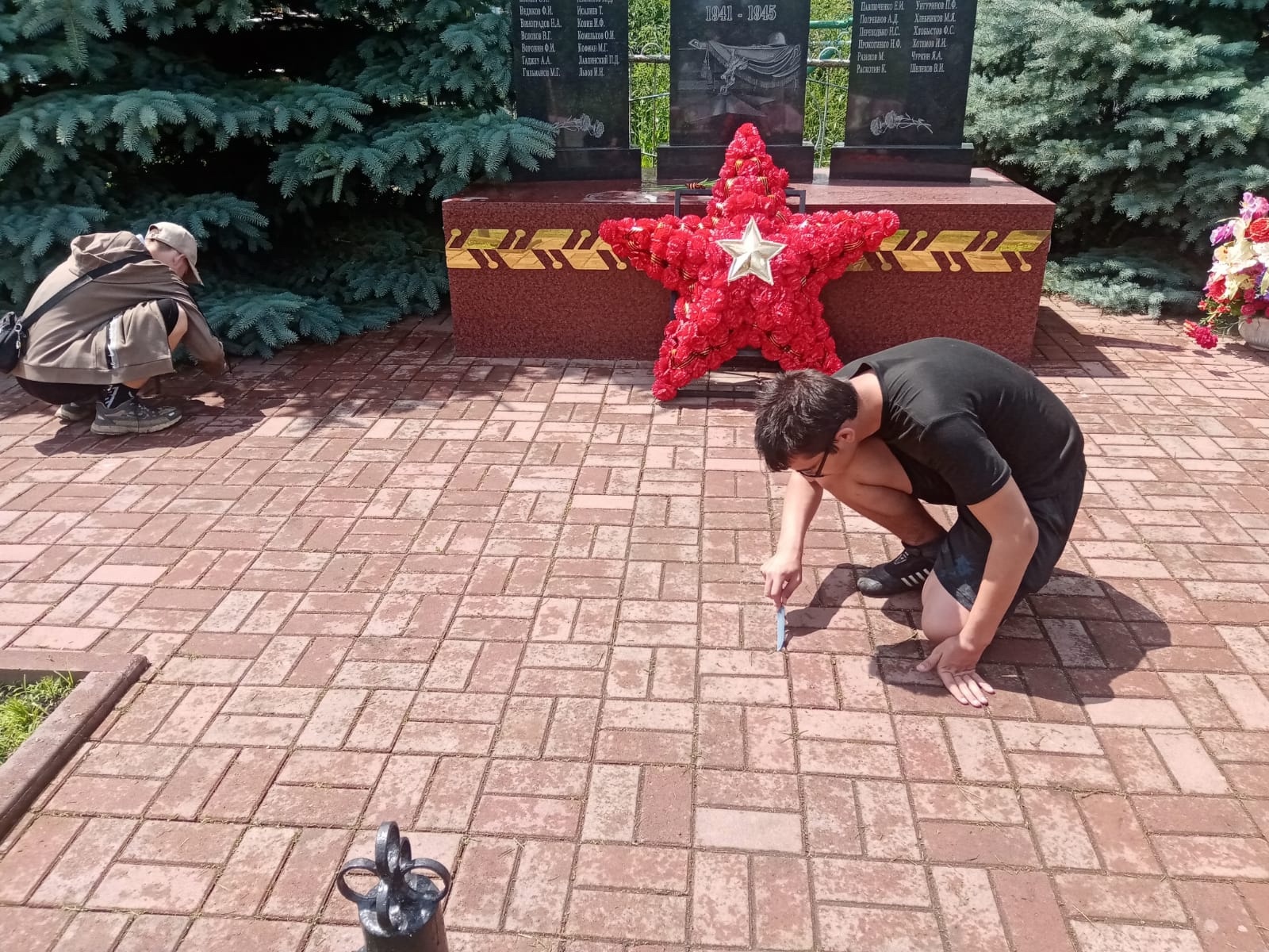 Наведение порядка на воинских захоронениях.