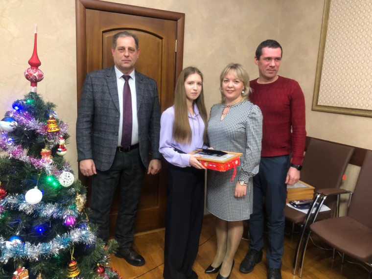 Встреча главы Сосновского муниципального округа с одаренными детьми.