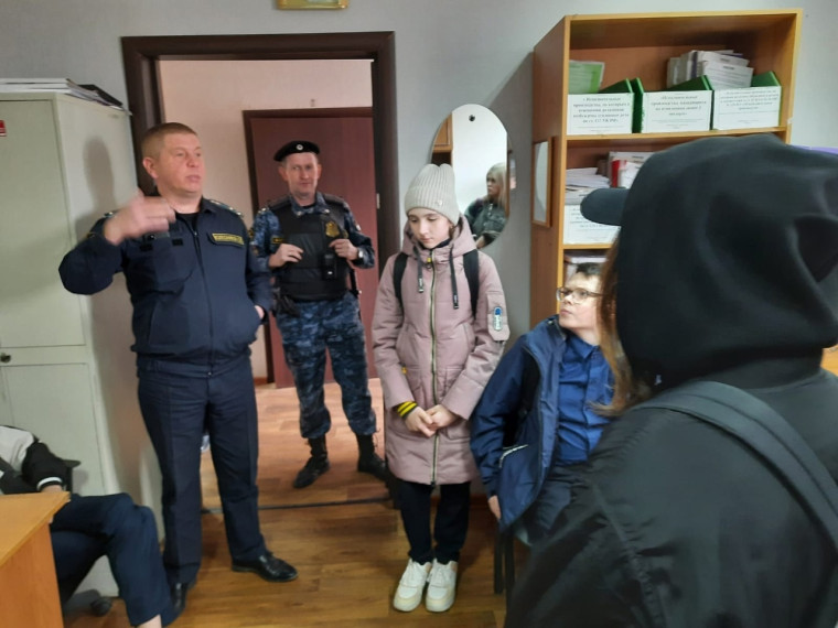 Экскурсия в Сосновский районный отдел судебных приставов.